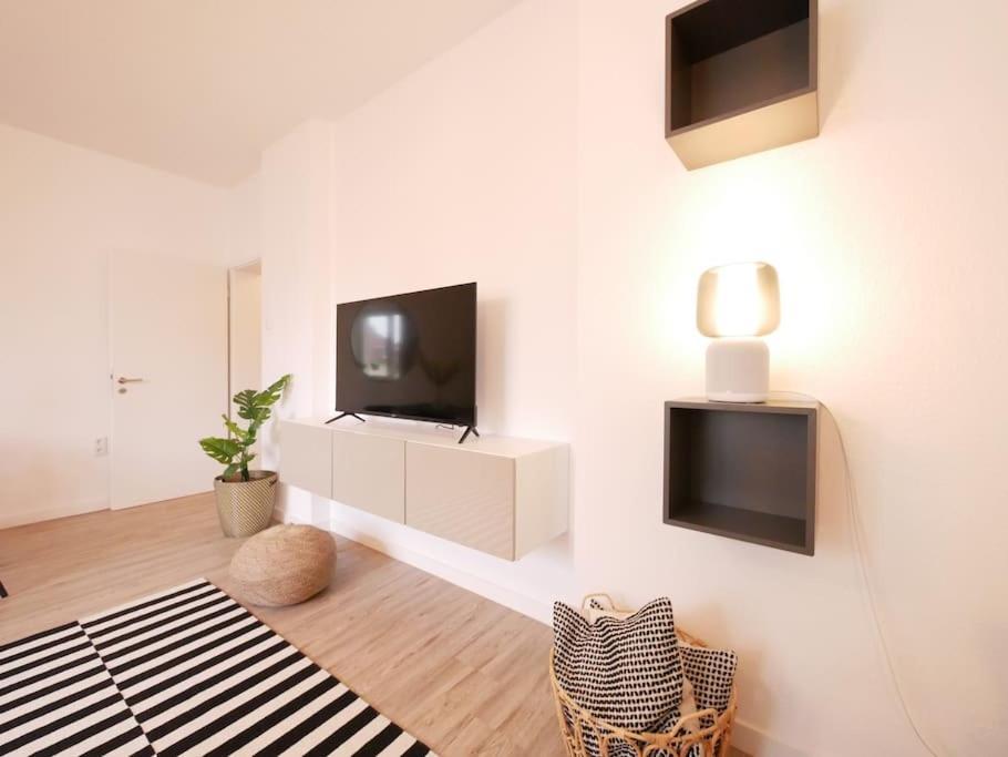 Appartement 75 M2, Zentral, Gemutlich, Eigener Parkplatz à Osnabrück Extérieur photo